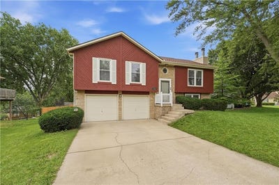 /international/us/12113-w-48th-terrace-shawnee-ks-110108638793/