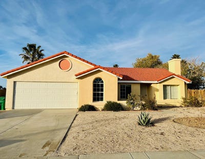 /international/us/5325-adobe-drive-palmdale-ca-110108233759/