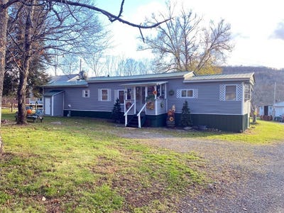 /international/us/846-848-silas-tompkins-road-hancock-ny-110095571659/