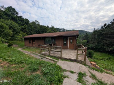 /international/us/908-baughman-hollow-road-tyrone-pa-110101223261/?lang=de