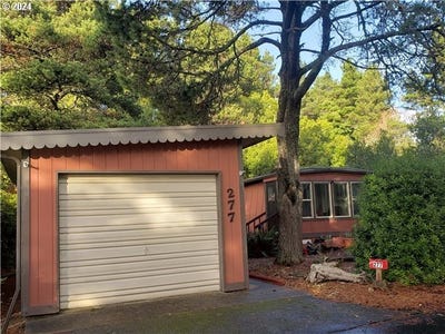 /international/us/1600-rhododendron-dr-florence-or-110099202466/