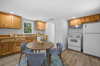 /international/us/95-shore-road-north-truro-ma-110119366684/
