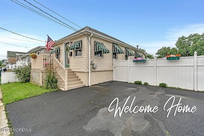 /international/us/77-navesink-avenue-north-middletown-nj-110100748581/