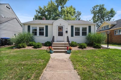 /international/us/518-s-florence-avenue-bloomington-il-110101372803/?lang=en