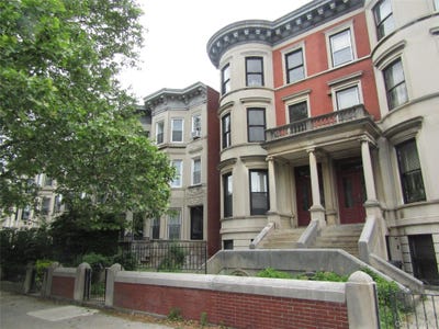 /international/us/903-saint-marks-avenue-brooklyn-ny-110108681283/