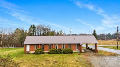 /international/us/668-prouty-drive-derby-vt-110107351166/