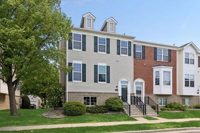 /international/us/7944-stratford-circle-n-shakopee-mn-110108220874/