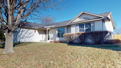 /international/us/3109-keokuk-avenue-spirit-lake-ia-110096411953/