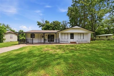 /international/us/515-n-14th-street-collinsville-ok-110108396681/