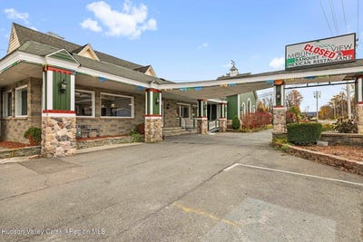 /international/us/423-broadway-ulster-park-ny-110103717491/