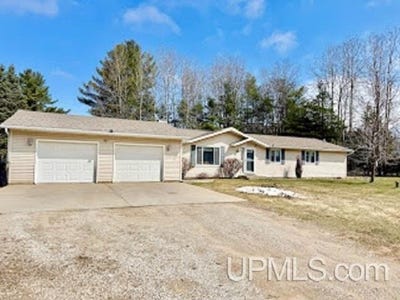 /international/us/6820-charles-place-escanaba-mi-110107349466/
