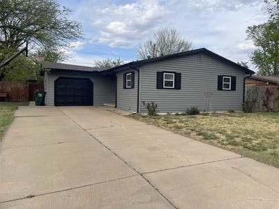 /international/us/1700-cherry-ln-great-bend-ks-110107435155/