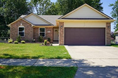 /international/us/51819-kings-pointe-drive-new-baltimore-mi-110119986316/