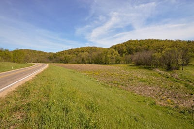 /international/us/12-5-acres-county-road-s-boscobel-wi-110105197496/