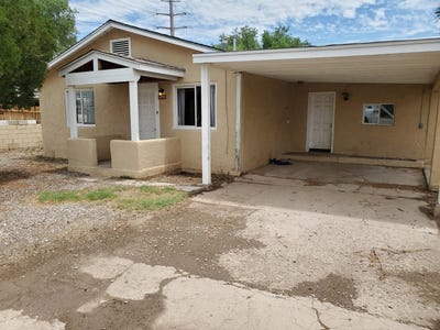 /international/us/302-s-2nd-street-belen-nm-110100467086/