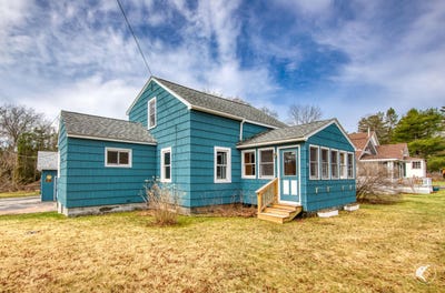 /international/us/6-smith-lane-lake-placid-ny-110107479566/