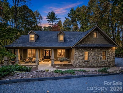 /international/us/1349-salola-lane-brevard-nc-110120714723/