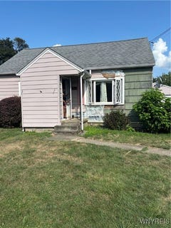 /international/us/6551-hamilton-drive-evans-ny-110101542086/?lang=en
