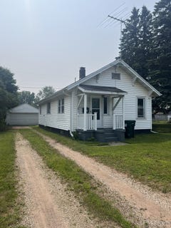 /international/us/613-e-sagola-kingsford-mi-110101360901/