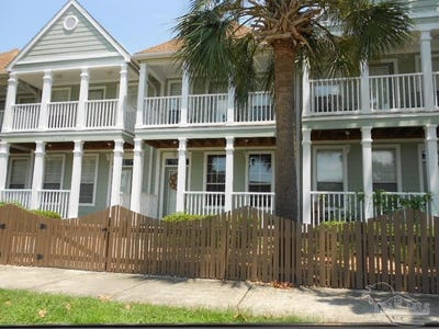 /international/us/1010-n-hayne-st-pensacola-fl-110106581144/