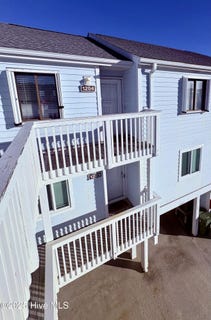 /international/us/1204-sand-dollar-court-kure-beach-nc-110103338551/