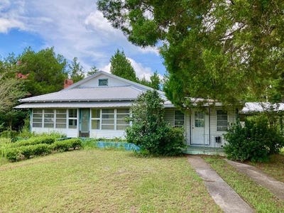 /international/us/17-nowling-drive-defuniak-springs-fl-110102169783/