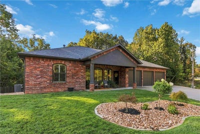/international/us/8-chelmsworth-drive-bella-vista-ar-110120419704/