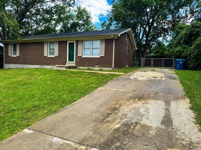 /international/us/213-horn-drive-lawrenceburg-ky-110100896009/