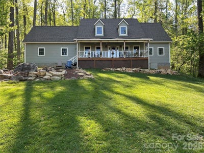 /international/us/88-pounding-mill-hendersonville-nc-110107195671/