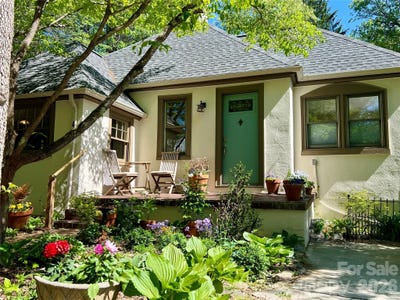 /international/us/4-duke-street-asheville-nc-110106363195/