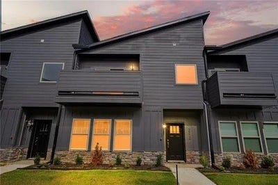 /international/us/2172-w-million-lane-fayetteville-ar-110107474903/