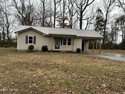 /international/us/9485-highway-100-scotts-hill-tn-110104291794/