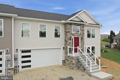 /international/us/12267-polktown-road-waynesboro-pa-110119324215/
