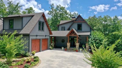 /international/us/117-amberleaf-way-cullowhee-nc-110106921553/