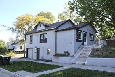 /international/us/618-s-fairmount-st-sioux-city-ia-110107911495/