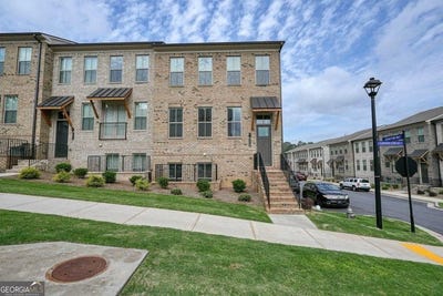 /international/us/4240-hickory-pine-alley-doraville-ga-110107170823/