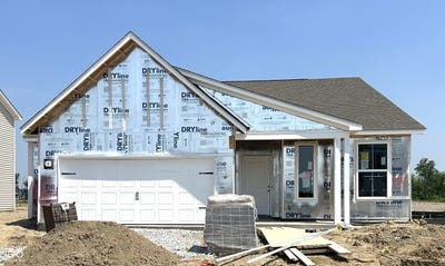 /international/us/778-oakleaf-drive-greenfield-in-110098860560/