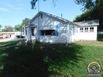 /international/us/504-2nd-st-whiting-ks-110107437679/
