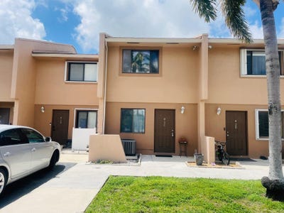 /international/us/139-sparrow-drive-royal-palm-beach-fl-110119945552/
