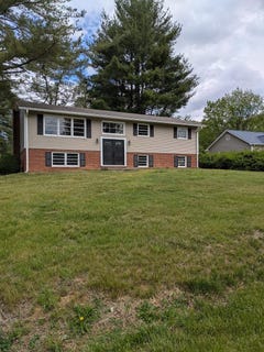 /international/us/58-lakeland-cir-troutville-va-110101254019/