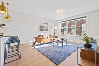 /international/us/99-foundry-place-104-portsmouth-nh-110107392934/