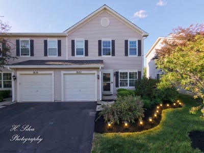 /international/us/2632-ross-street-hampshire-il-110107991479/