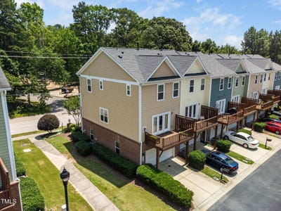 /international/us/1017-frank-page-drive-cary-nc-110099994081/