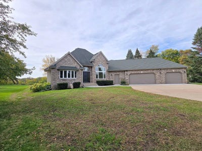 /international/us/6438-riverdale-drive-nw-ramsey-mn-110120455393/