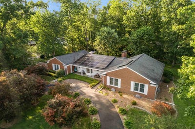 /international/us/2432-buttoned-dr-vineland-nj-110101449002/