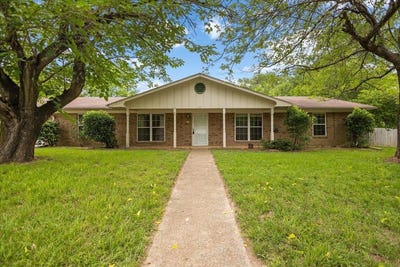 /international/us/412-angelina-st-jacksonville-tx-110108014133/