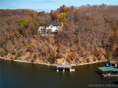 /international/us/1026-grandview-lane-linn-creek-mo-110095839308/
