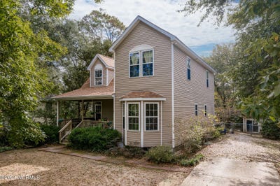 /international/us/107-shady-lane-atlantic-beach-nc-110093488284/