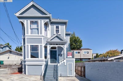 /international/us/3214-13th-ave-oakland-ca-110096697586/