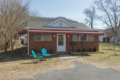 /international/us/1436-maple-ave-buena-vista-va-110106985323/